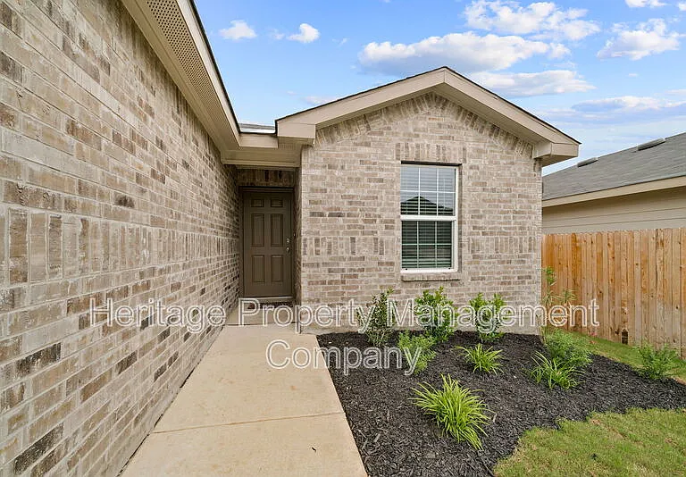 2917 Wentwood Run — Photo 2