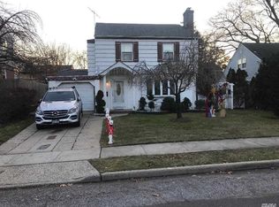 917 Cleveland St, West Hempstead, NY 11552
