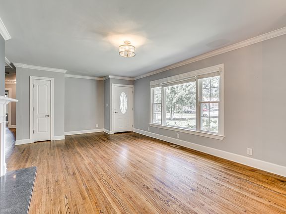 5th image of 2538 Arnold Dr
