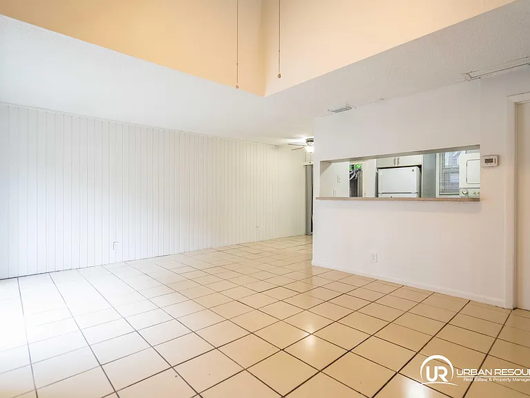 600 N Rio Vista Blvd #C — Photo 6