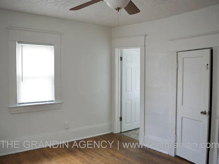 1624 Chapman Ave SW — Photo 14