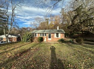 2905 Teresa Ave, Winston Salem, NC 27105