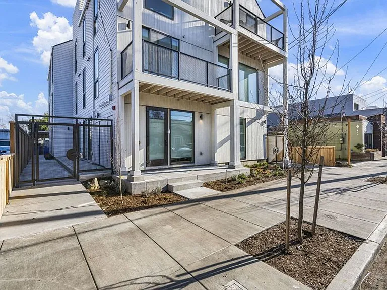 Greeley 5880 PDX — Photo 49