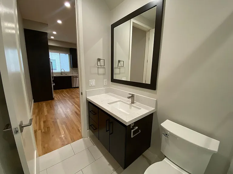 2961 E St #4 — Photo 20