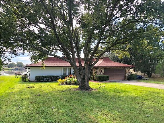 5th image of 3962 Lake Joyce Dr
