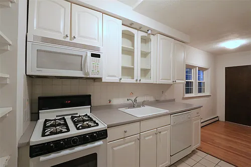 218 Brookline St Photo 1