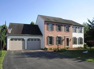 19 Sanderling Dr, Denver, PA 17517