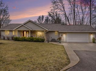 3624 Bay View Dr, Allegan, MI 49010