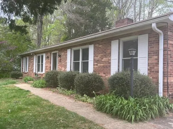 165 Westridge Rd, Advance, NC 27006