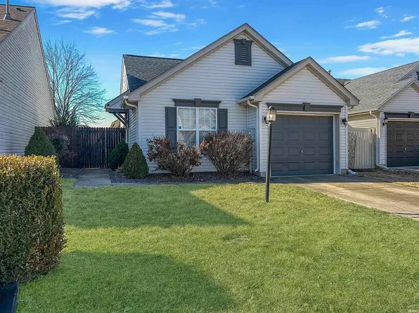 9620 Cayes Dr, Evansville, IN 47725