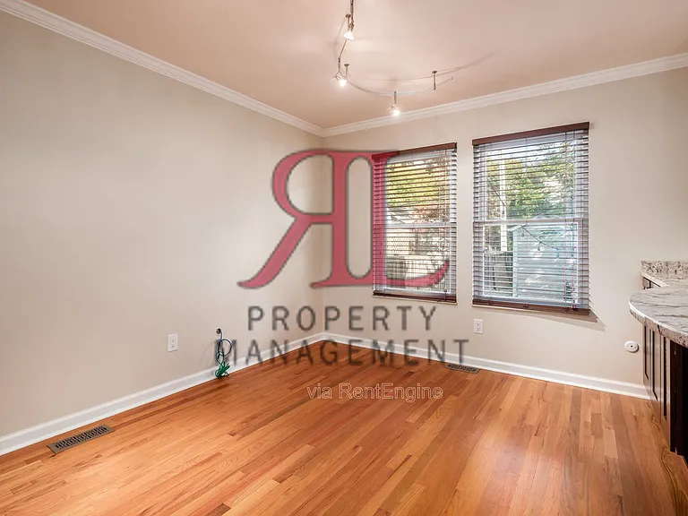 362 W 4th Ave — Photo 11