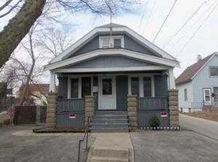 827 S 37th St, Milwaukee, WI 53215