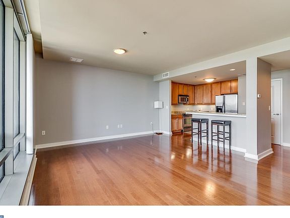 5th image of 105 Christina Lndg APT 601
