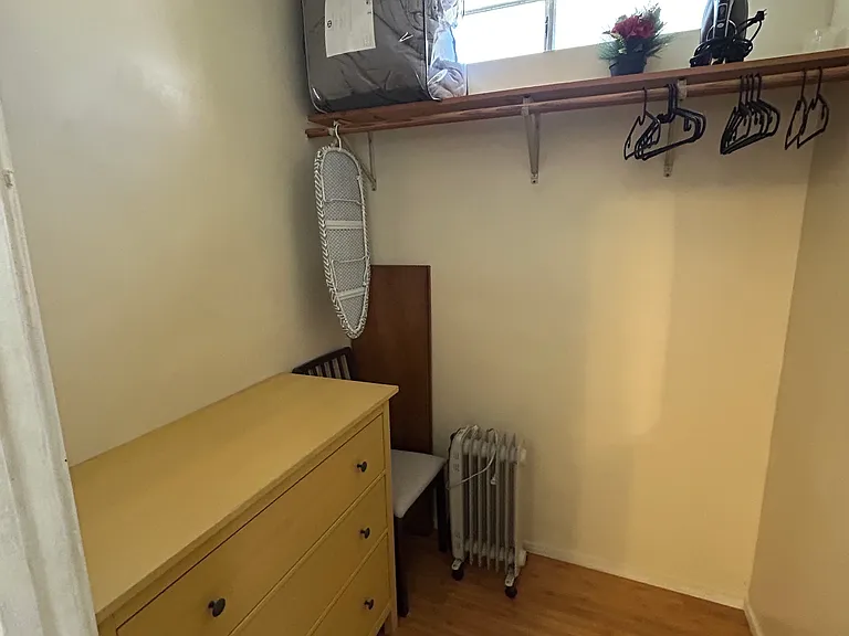 726 S Louise St — Photo 18