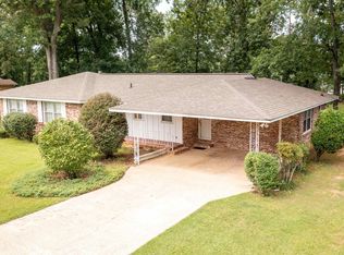 1016 Conger Rd, Anniston, AL 36207