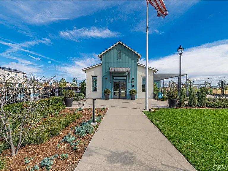 2472 E Stanley Paseo — Photo 35