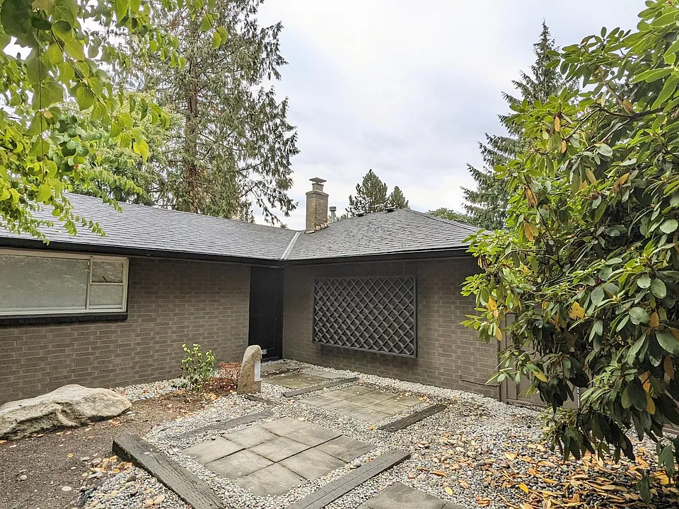 1150 Evergreen Point Rd