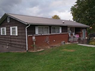 260 Sherwood Rd, Middlesboro, KY 40965