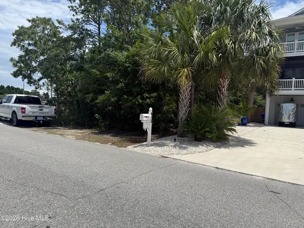 918 Old Dow Road, Carolina Beach, NC 28428