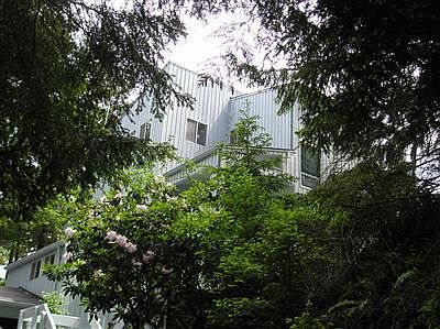 Feel like you live among the trees!