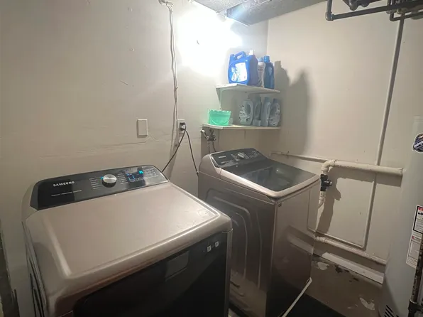 607 Sussex Street image 2 of 9