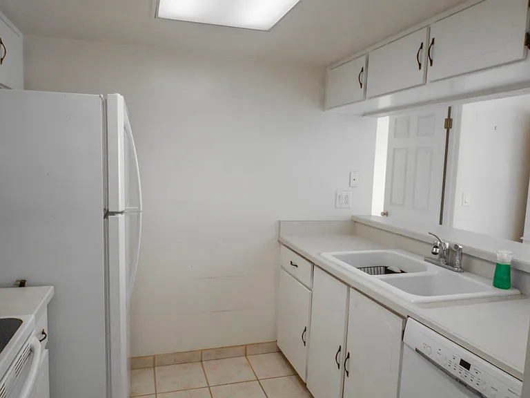 3600 S Ocean Shore Blvd #115 — Photo 7