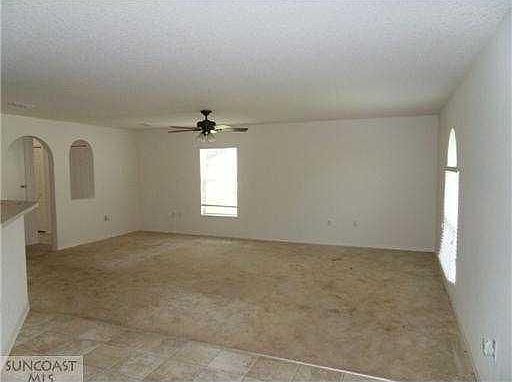 5th image of 17037 Lixberry Way