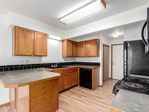 5th image of 1004 Winona Cir