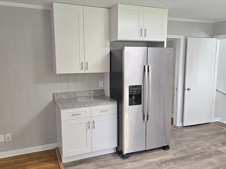 1003 Greenhill St — Photo 9