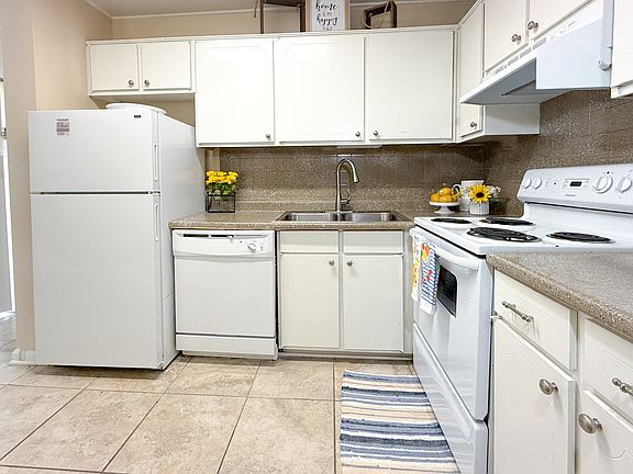 5th image of 1201 N Foster Dr #2-101
