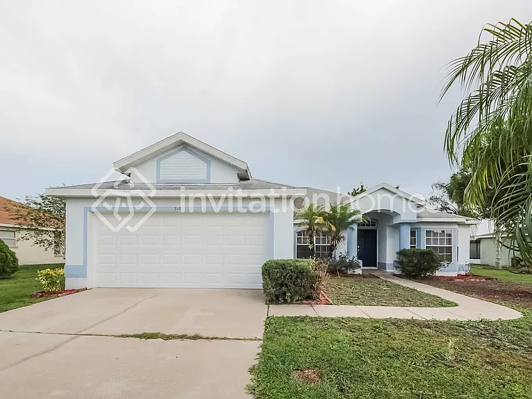 310 Sherborne Ln — Photo 1