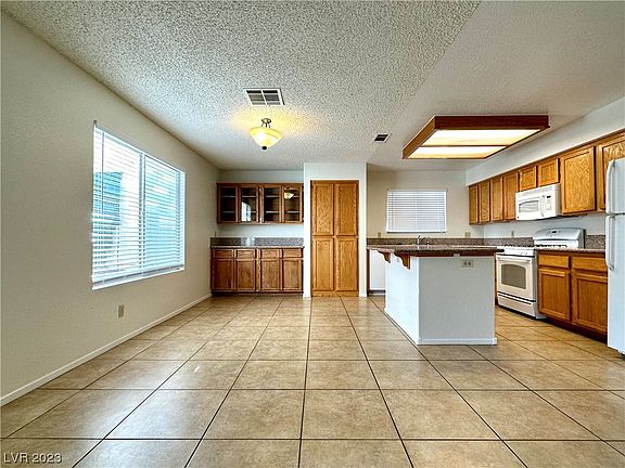 5th image of 2320 Tinsley Ct