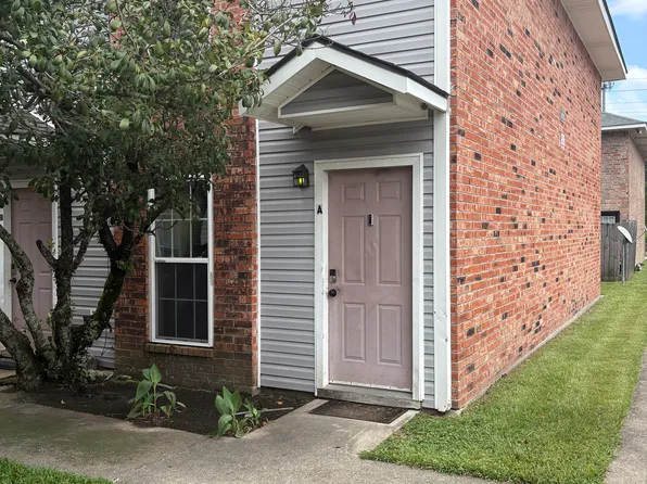 1672 Brightside Dr, Baton Rouge, LA 70820