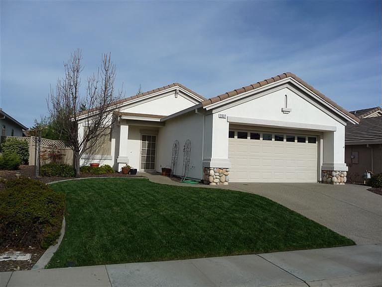 1st image of 2037 Lockwood Ln