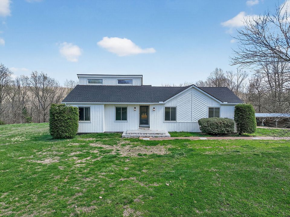 1st image of 8004 Greenbrier Rd