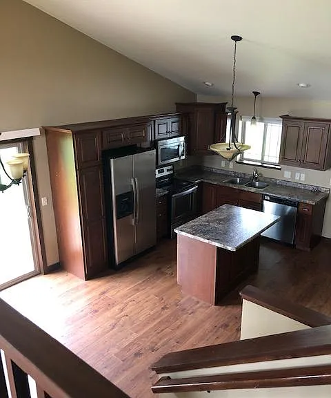 2529 Ridgewood St #B — Photo 11