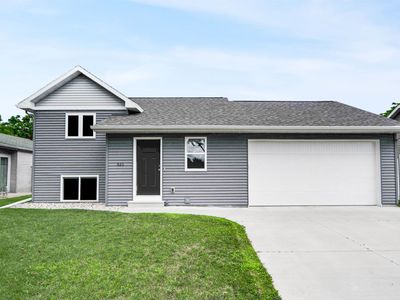 521 Oak Ridge Ln, New London, WI, 54961