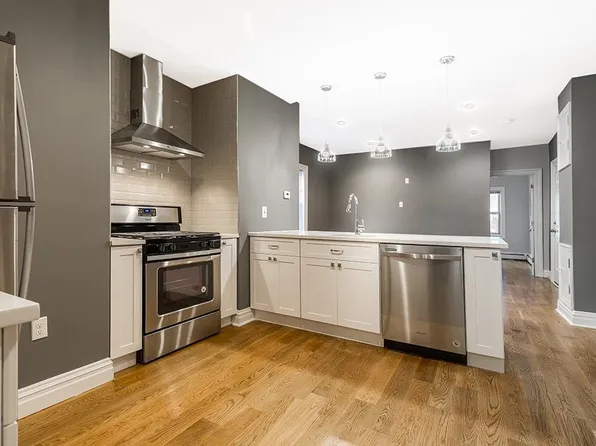 194 Hopkins Avenue image 3 of 21