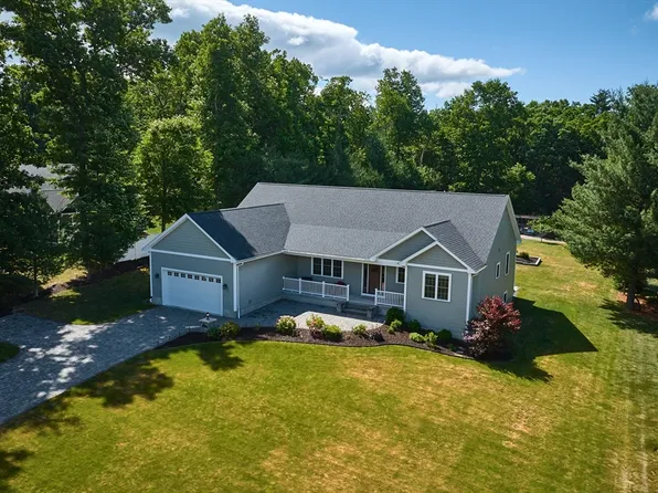 46 Pomeroy St, Easthampton, MA 01027