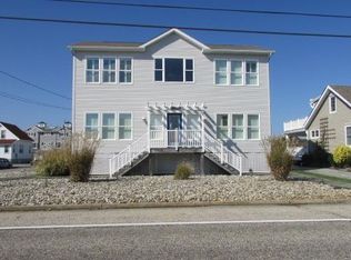 112 S Commonwealth Ave, Strathmere, NJ 08248