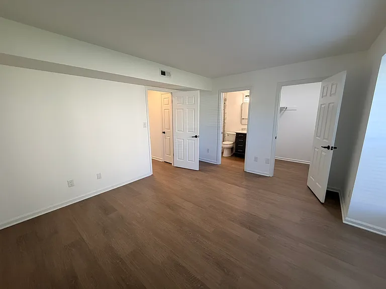 11048 Cedar View Rd — Photo 8
