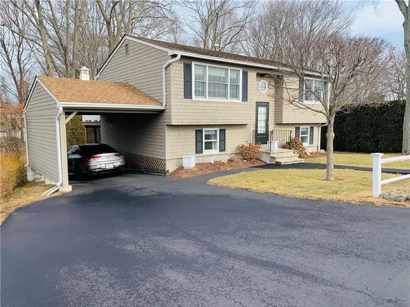 115 Gough Ave, West Warwick, RI 02893