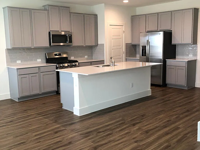 2313 Upchurch St — Photo 20