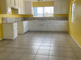 3531 E 61st St #B, Huntington Park, CA 90255