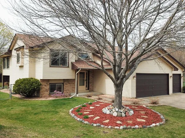 9255 Queens Gdns, Minneapolis, MN 55443
