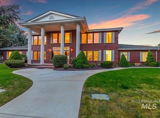 1064 W Ashbourne Dr, Eagle, ID 83616