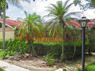 4347 Woodstock Dr APT D, West Palm Beach, FL, 33409