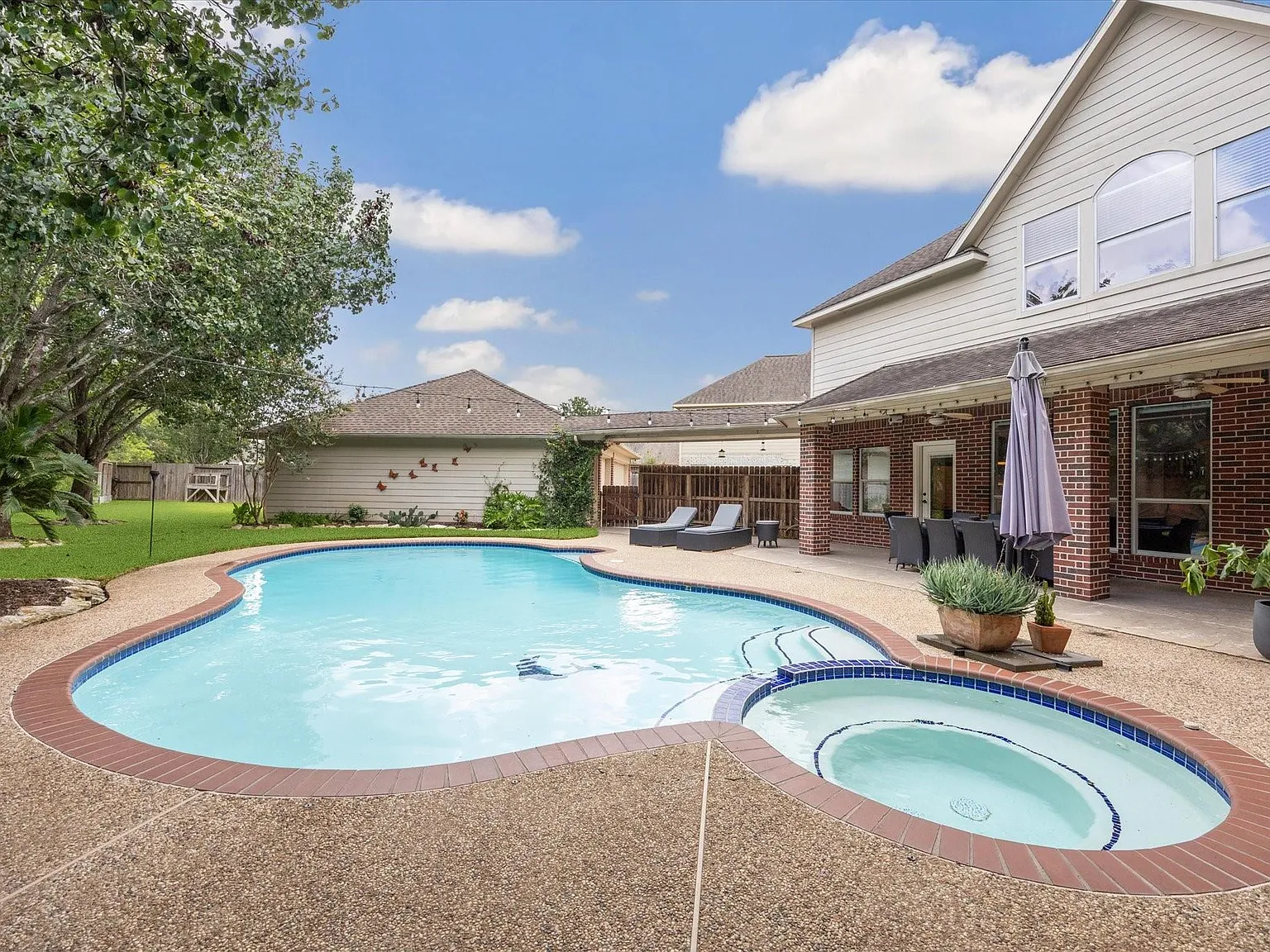 4 bed, 3.5 bath, 3429 sqft, $5,000 — Photo 3