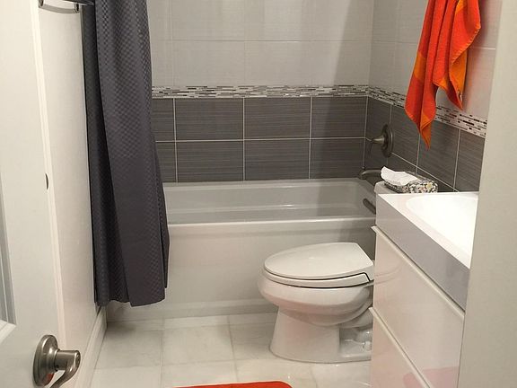 4th image of 4712 Strawberry Ln