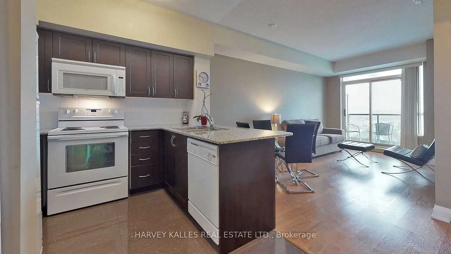 1 bed, $2,100 — Photo 4